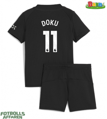 Manchester City Jeremy Doku #11 Bortaställ Barn 2025-26 Kortärmad (+ Korta byxor)